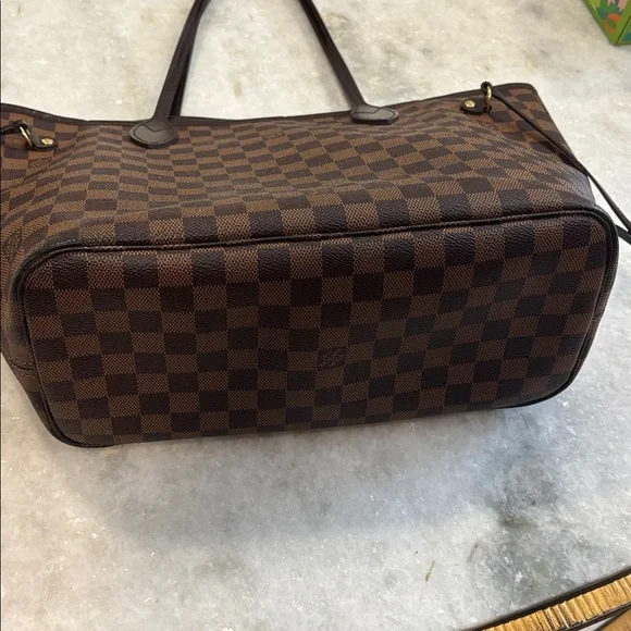 Louis Vuitton Damier Ebene Neverfull MM Tote - Picture 11 of 16